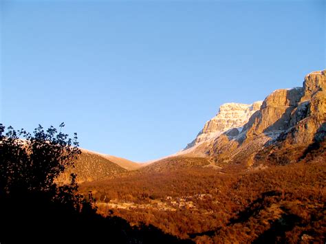 MIKRO PAPIGO (Village) PAPIGO - Greek Travel Pages