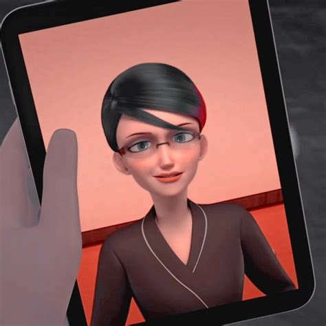 Nathalie Sancoeur Icon👓📝