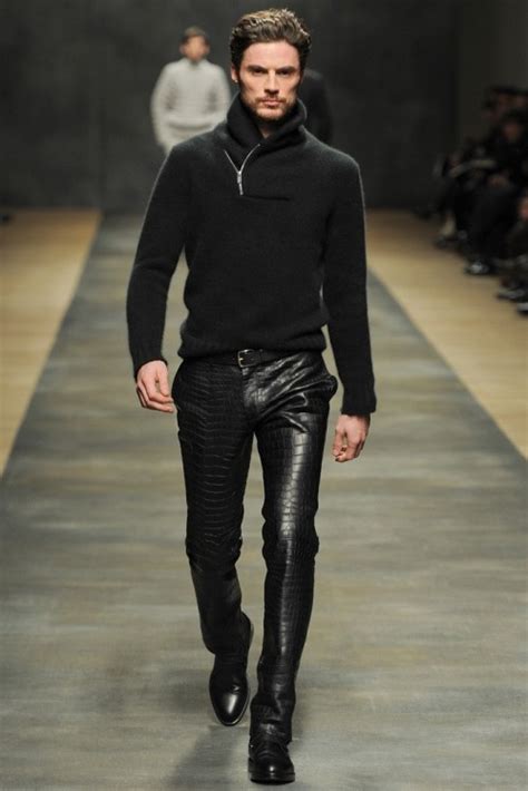 Hermès Man Fall-Winter 2012-2013 | Homotography