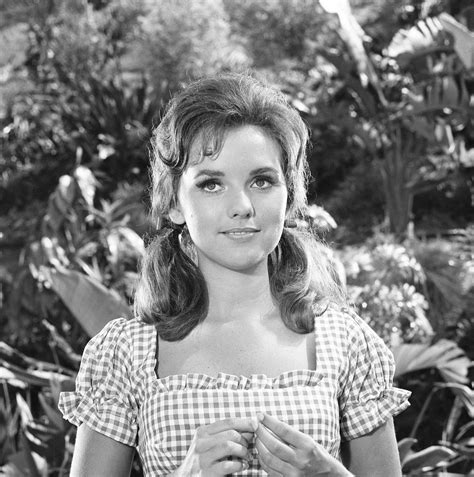 Dawn Wells, Mary Ann on ‘Gilligan’s Island,’ Dies at 82 - The New York