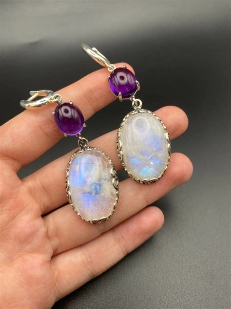 Серебряные серьги с аметистом и лунным камнем купить в интернет ...