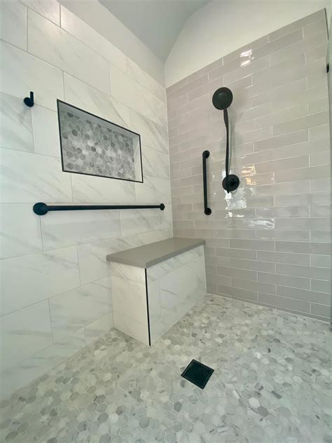 Clean Modern Look Master Bathroom - Procontstructions