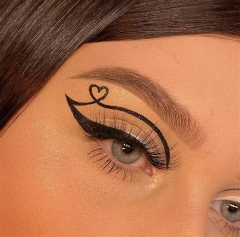 20 Ideas for such a charming eyeliner that will crush your crush at first sight - World Stock Market