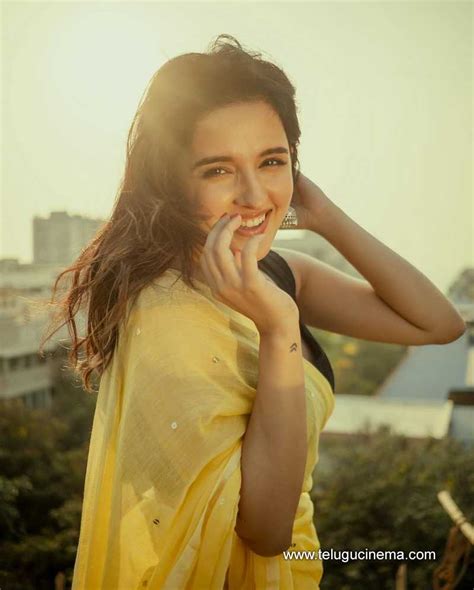 Shirley says yellow | Telugu Cinema