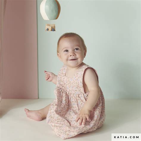 Rustic Pink Print cotton Poplin fabric - Spring / Summer | Katia.com