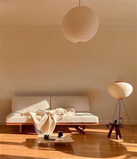 akari light sculptures  isamu noguchi