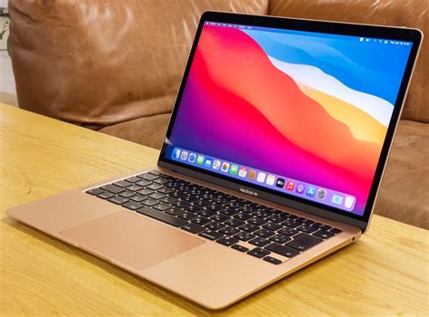 Кольори корпусу MacBook, які точно сподобаються дівчатам | MAC Україна