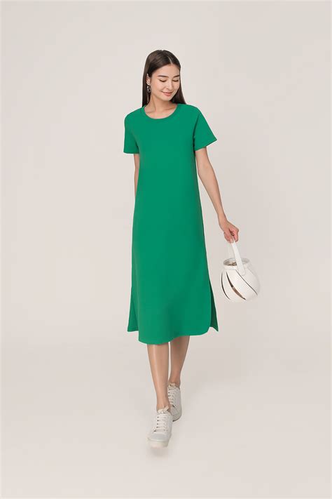 Fayth • Manhattan Slit Ribbed Midi Dress