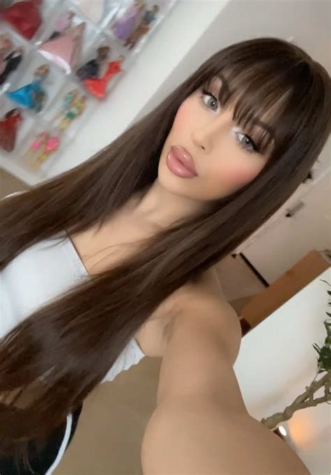 Elena Genevinne (@elenagenevinne) | TikTok