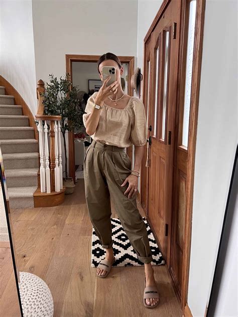 Five Ways to Style Pleated Pants - Karina Style Diaries