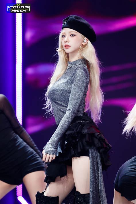 Karina nhuộm tóc: Karina (aespa) không chịu nổi tóc hư tổn, tuyên bố