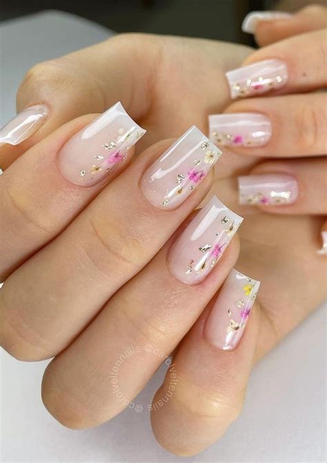 Delicadas Decoração De Unha Simples - Modelos De Unha Em Gel Delicadas