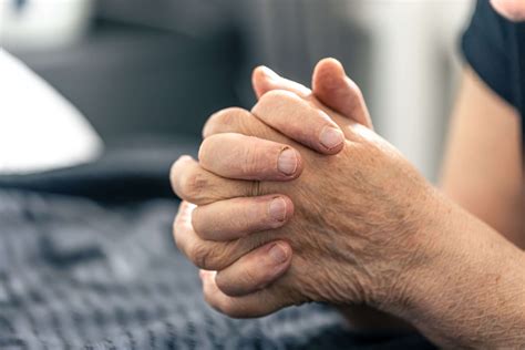 Hand Tremors: Definitions and Insights | Steadiwear