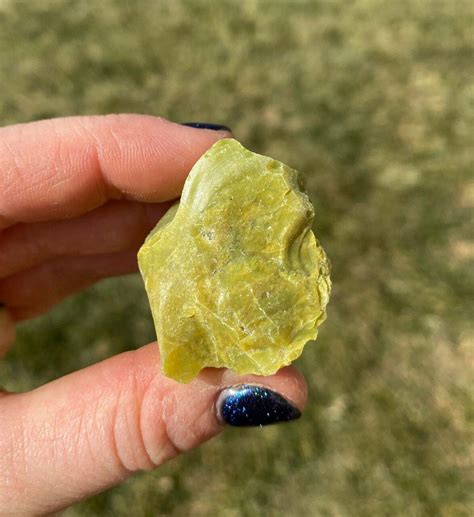 Raw Green Opal Stone | New Moon Beginnings