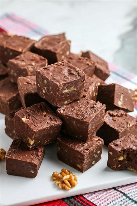 Easy Chocolate Fudge Recipe - Easy Budget Recipes
