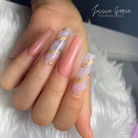 Uñas marmoleadas | Manicura de uñas, Uñas marmoleado, Uñas