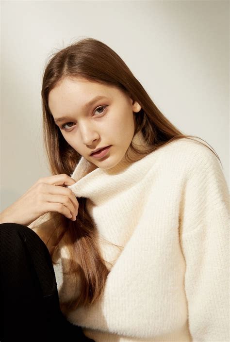 Anastasia FE - QUEST Artists & Models