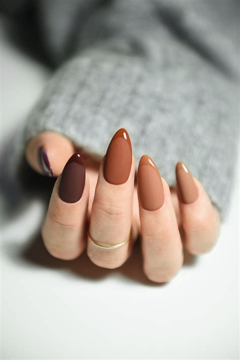 Discover the Hottest Nails Shades of Brown: Spice Up Your Look!