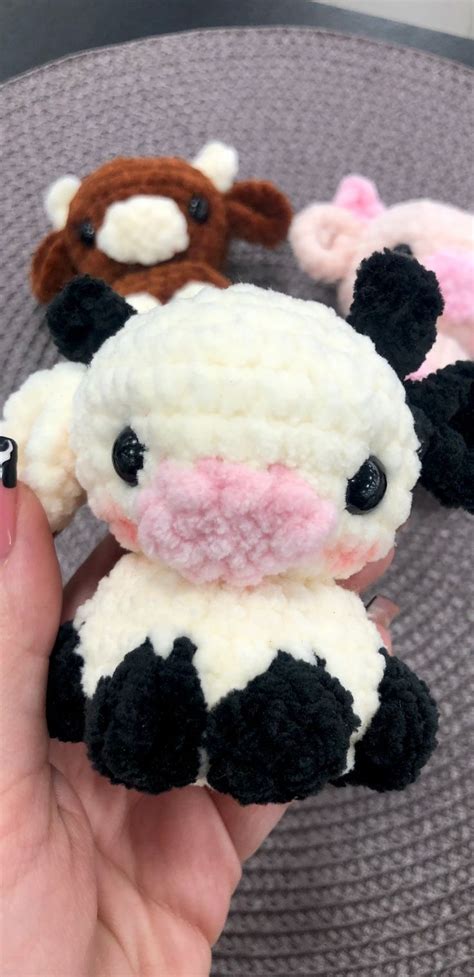 Pin by 🧸Mirochka_official⛓️ on Плюшевые игрушки из пряжи | Crocheted ...