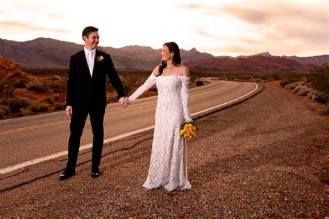 All-Inclusive Weddings & Photography - Valley of Fire Wedding