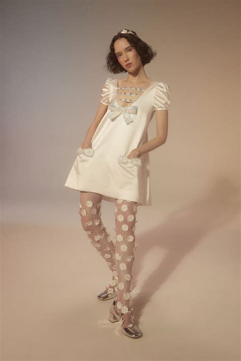 Bridal Week: Honor, Spring/Summer 2025 - Go Fug Yourself Go Fug Yourself