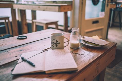 writing  perfect travel essay  students exploratory glory media