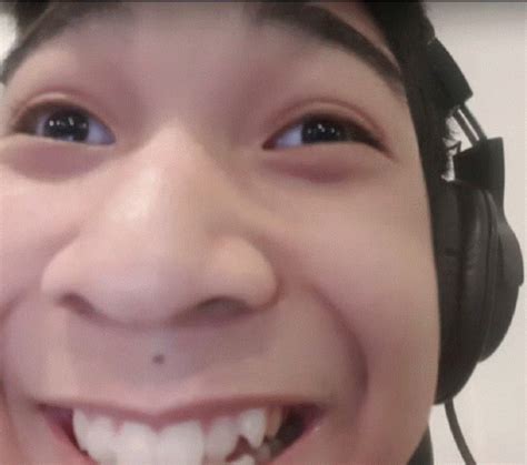 Human Meme - Human - Discover & Share GIFs