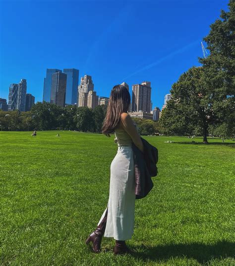 kiana (@tiptoetingles) • Instagram photos and videos