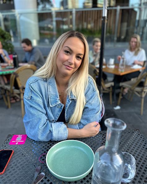 Bella Peachy Eats (@bellapeachyeats) • Instagram photos and videos