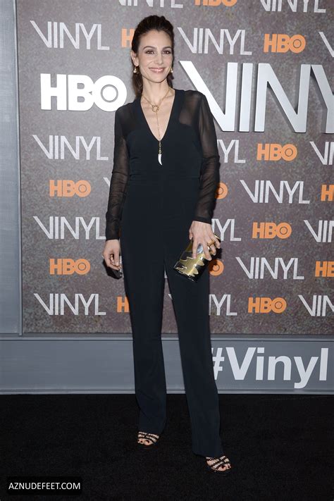 ANNIE PARISSE Feet - AZNudeFeet