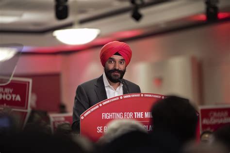 Parking at malton go station malton mississauga on is surprisingly full 8