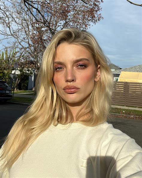 Marie-Laure Tomas - Bio, Age, Height | Models Biography