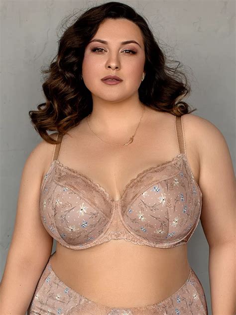 Купить красивый бюстгальтер с комбинированными чашками Lady Lux 427-125 ...