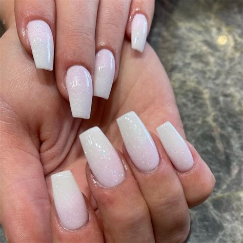 29 Beautiful White Nails with Glitter Looks in 2024 - Zohna