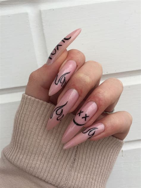 Длинные острые ногти | Nail | Unghie idee, Unghie, Idee