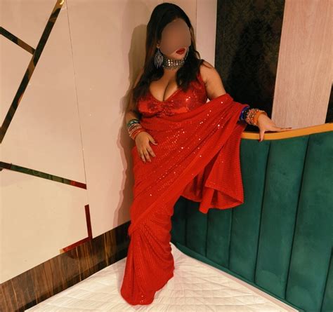 Watch Indian Lisa Sex Tapes - Explicit Live Shows