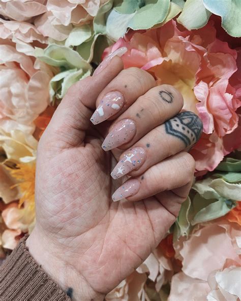 Last set for a while, giving birth soon ☁️ 💗 : r/Nails