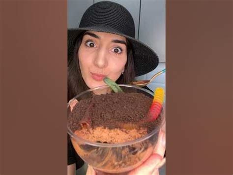 Червивый десерт со вкусом земли - YouTube