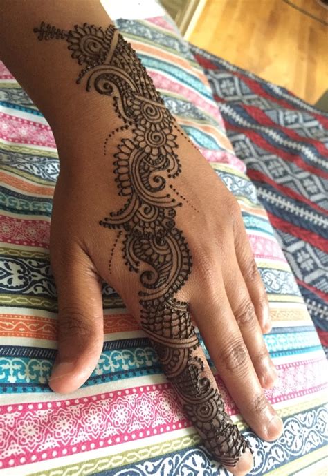 Henna Designs & Art: Photo