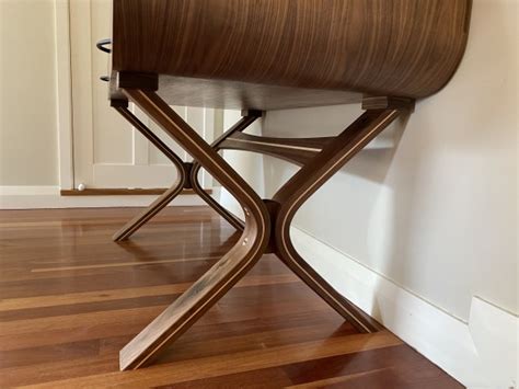Contemporary Curved Desk - Australian Wood Review
