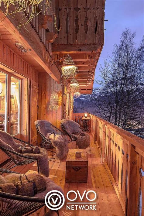 Achieve Stunning Alpine Chalet Decor