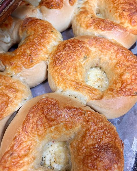 Best Bagels in Urbandale? It's 5 Borough Bagels for the win!