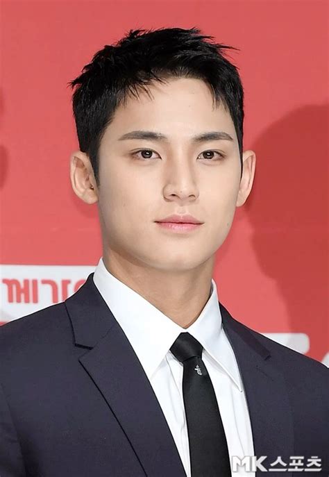 mingyu  nana  press conference mingyu hair mingyu