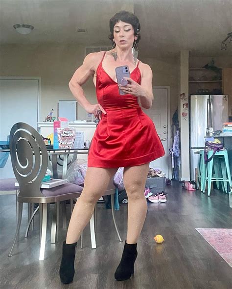 Jodi Miller : r/musclegirlsflexing