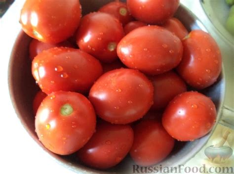 Рецепт: Помидоры на зиму "Пикантные половинки" на RussianFood.com