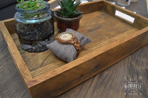 DIY Pallet Wood Serving Tray - DIY Huntress