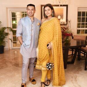 Tehseen Poonawalla Height, Weight, Age, Wife, Family