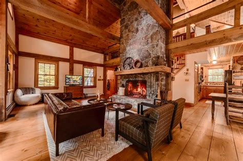 The Coziest Cabin in Vermont! | Londonderry, VT - The Travel Life