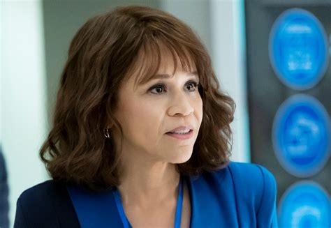 Rosie Perez on The Flight Attendant, Kaley Cuoco, and Hugging Alex Trebek