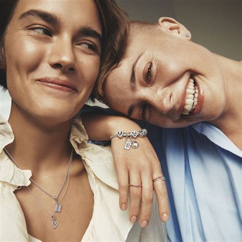 Pandora-Valentines-Galentines-2020-Model-2sq-2 - The Art of Pandora